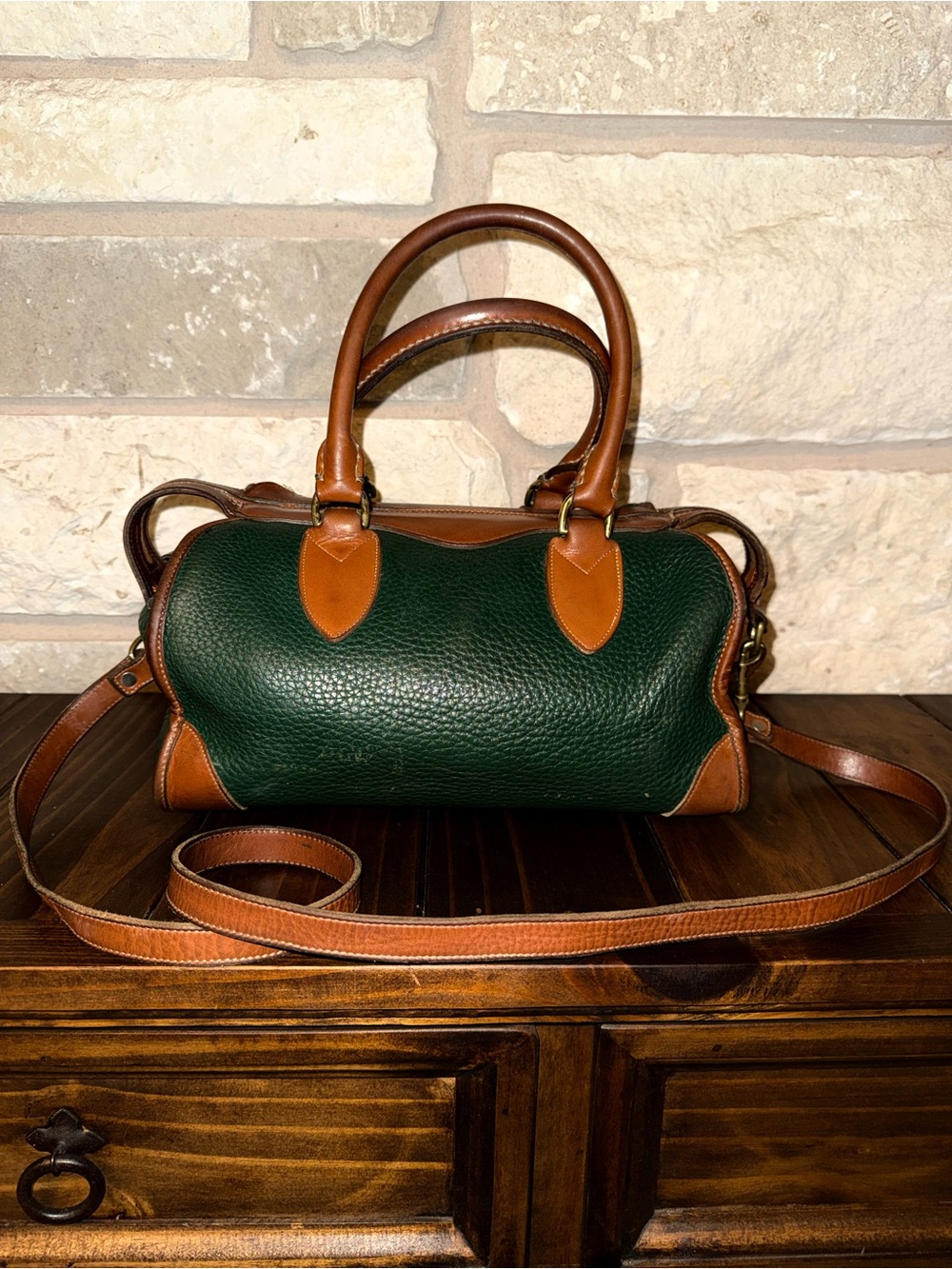 Vintage Dooney & Bourke Green Pebbled Leather Gladstone - Picture 2 of 13